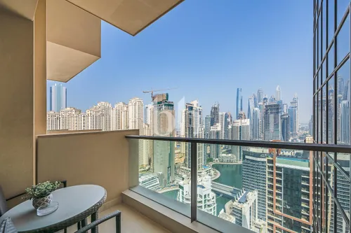 5* Hotel Living | High Floor | Bills included