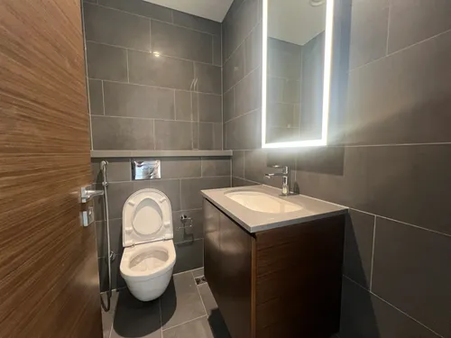 2 Bedrooms Apartment in The Crest Tower C