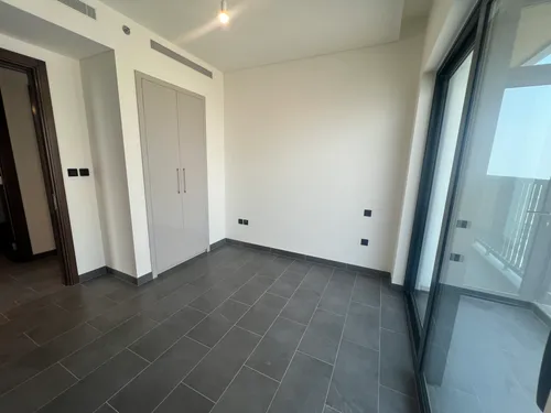 2 Bedrooms Apartment in The Crest Tower C