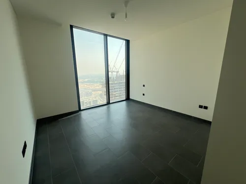 2 Bedrooms Apartment in The Crest Tower C