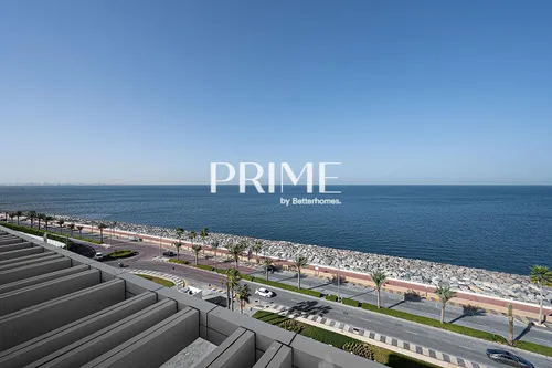4 Bedrooms Apartment in The 8