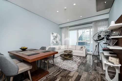 Luxury apartment | High Floor | Sea Views