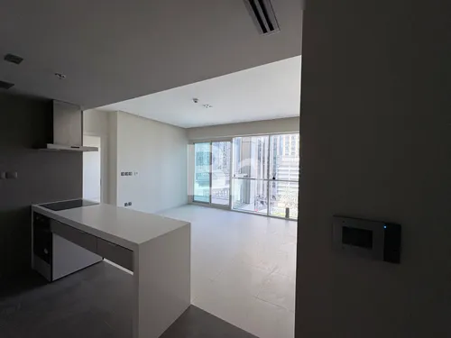 Stunning Living | spacious| Prime Location