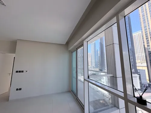 1 Bedroom Apartment in West Avenue Tower