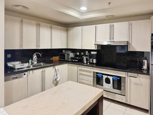 4 Bedrooms Apartment in The Fairmont Palm Residence North