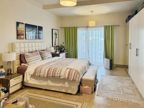 4 Bedrooms Apartment in The Fairmont Palm Residence North