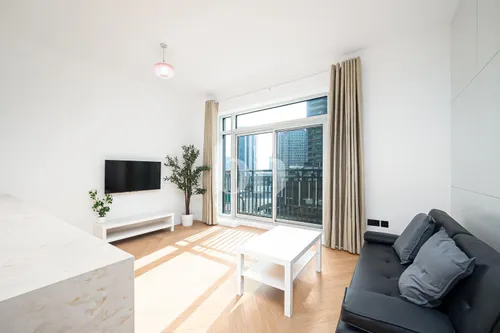 Fully Upgraded | Spacious | VOT