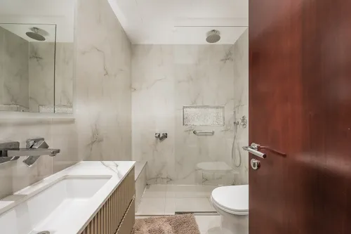 4 Bedrooms Apartment in Elite Residence