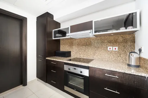1 Bedroom Apartment in Marina Quays West