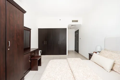1 Bedroom Apartment in Marina Quays West