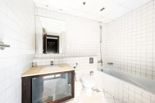 1 Bedroom Apartment in Marina Quays West
