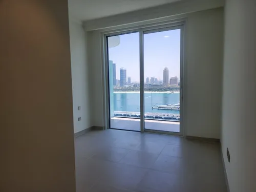 3 Bedrooms Apartment in Palace Beach Residence