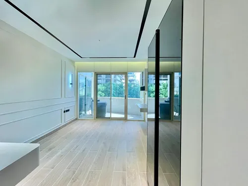 1 Bedroom Apartment in Lakeshore Tower 1