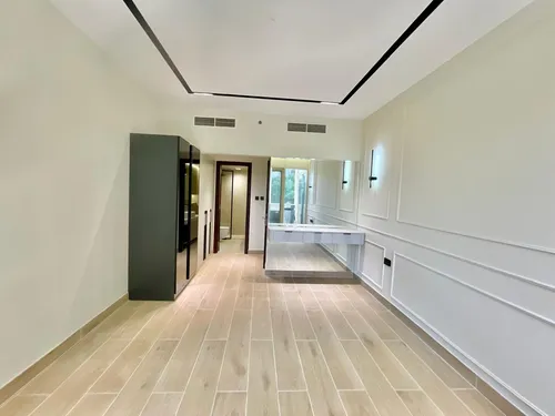 1 Bedroom Apartment in Lakeshore Tower 1