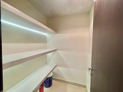 1 Bedroom Apartment in Lakeshore Tower 1