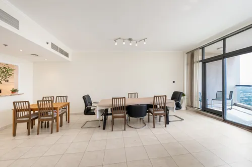 3 Bedrooms Apartment in The Links East Tower