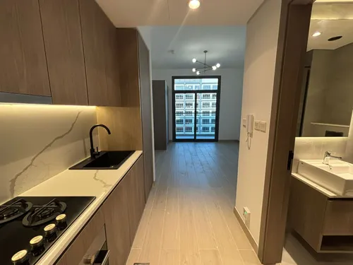 Apartment in Laya Heights