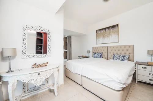 2 Bedrooms Apartment in Elite Residence
