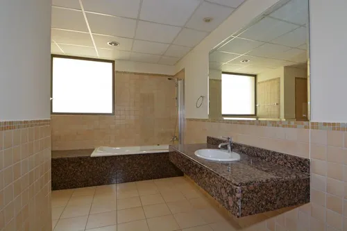 4 Bedrooms Apartment in Sadaf 8