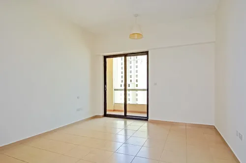 4 Bedrooms Apartment in Sadaf 8