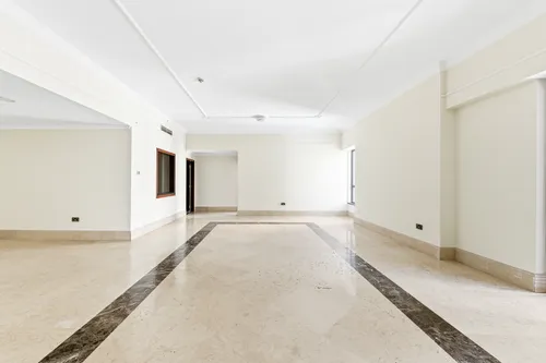 4 Bedrooms Apartment in Sadaf 8