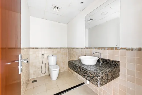 4 Bedrooms Apartment in Sadaf 8