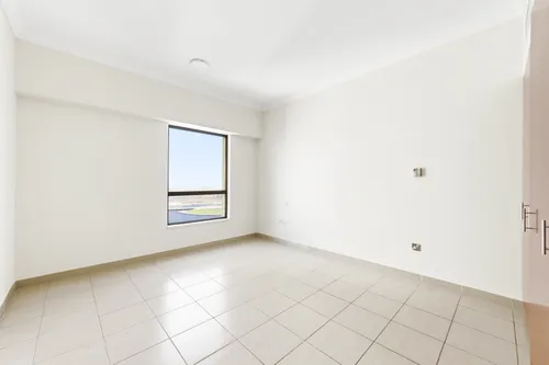 4 Bedrooms Apartment in Sadaf 8