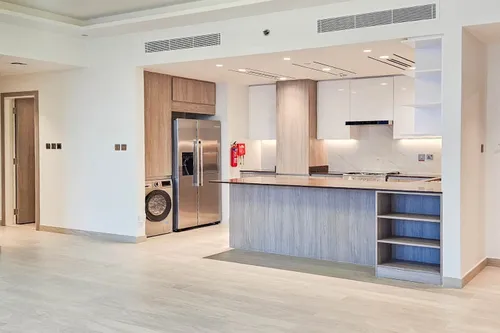 2 Bedrooms Apartment in Me Do Re Tower