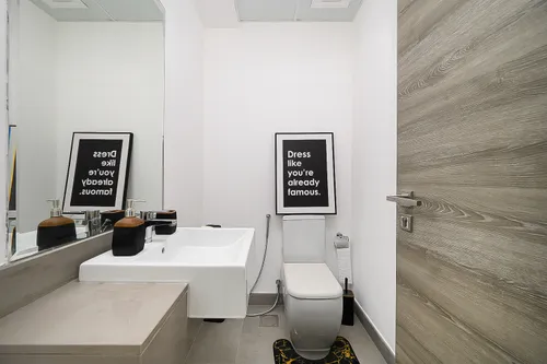 1 Bedroom Apartment in Bloom Towers C