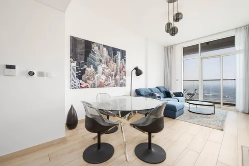 2 Bedrooms Apartment in Studio One