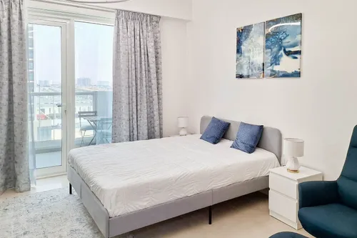  Apartment in Azizi Farishta