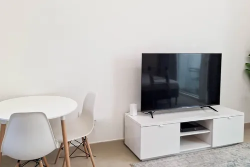  Apartment in Azizi Farishta