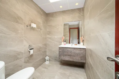 3 Bedrooms Apartment in Murjan 5