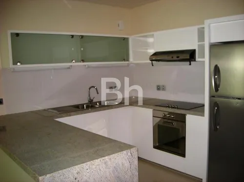 3 Bedrooms Apartment in Park Place Tower