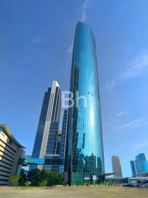 3 Bedrooms Apartment in Park Place Tower