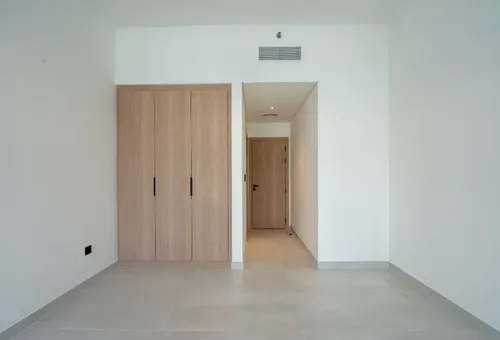 2 Bedrooms Apartment in Aria Gardens A