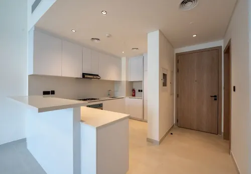 2 Bedrooms Apartment in Aria Gardens A