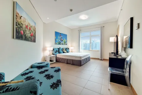 3 Bedrooms Apartment in Al Das