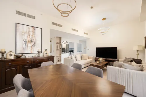 2 Bedrooms Apartment in Bahar 4