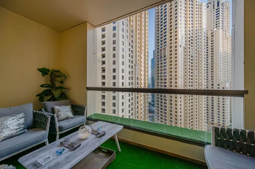 2 Bedrooms Apartment in Bahar 4