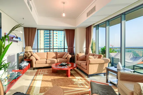 2 Bedrooms Apartment in Golf Tower 1