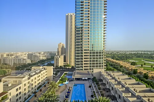 2 Bedrooms Apartment in Golf Tower 1