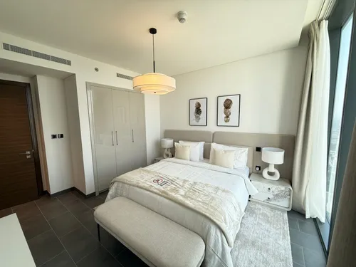 2 Bedrooms Apartment in The Crest Tower C