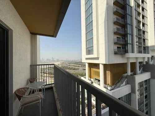 2 Bedrooms Apartment in The Crest Tower C