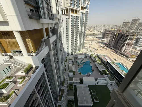 2 Bedrooms Apartment in The Crest Tower C