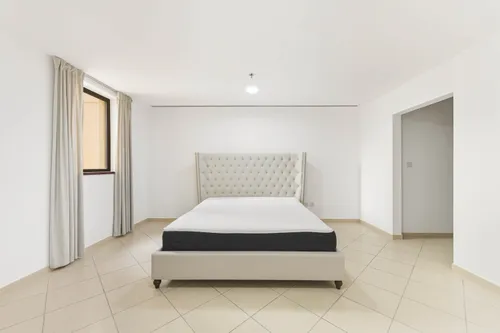4 Bedrooms Apartment in Shams 4