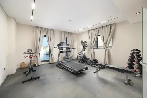 6 Bedrooms Penthouse in Balqis Residence