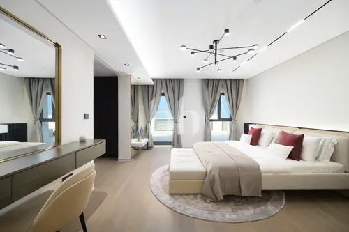 6 Bedrooms Penthouse in Balqis Residence