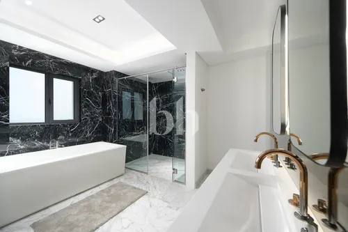 6 Bedrooms Penthouse in Balqis Residence