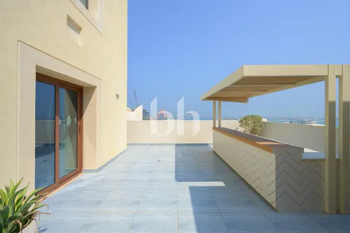 6 Bedrooms Penthouse in Balqis Residence